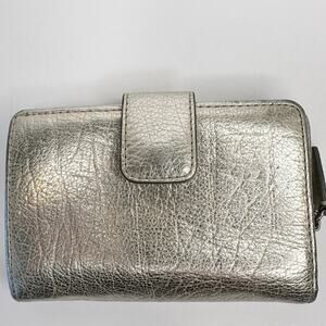 Coach Silver/gold zip wallet